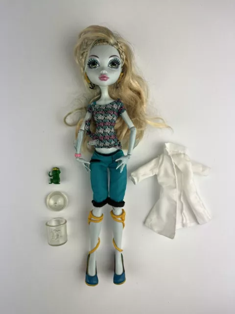 Monster High Lagoona Blue Mad Science Classroom Doll