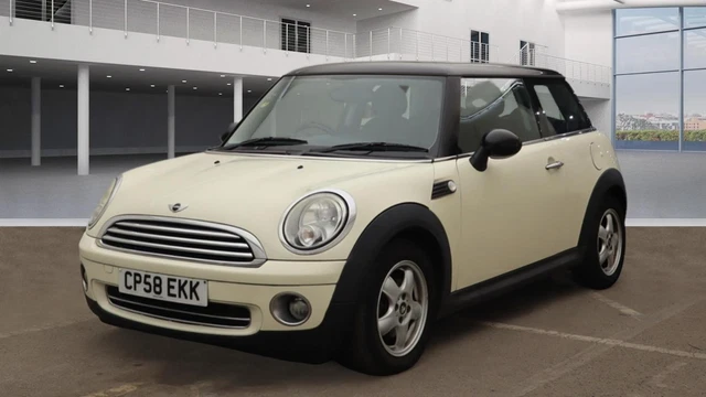 2008 MINI HATCHBACK 1.6 Cooper 3dr HATCHBACK Petrol Manual
