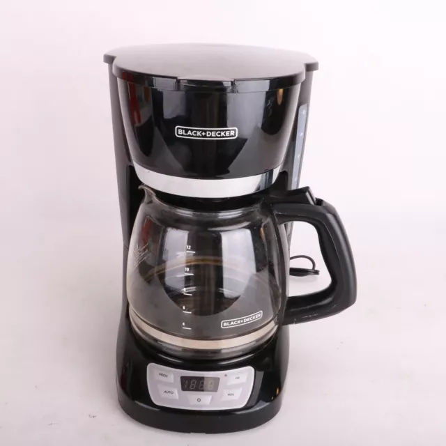 https://www.picclickimg.com/raEAAOSw-spi6wJ9/Black-Decker-cm1060b-quicktouch-programmable-coffeemaker-12.webp