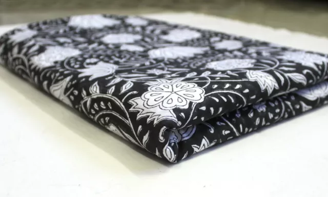 2.3m Indien Main Bloc Imprimé Floral Noir et Blanc Tissu Coton Loisirs Créatifs