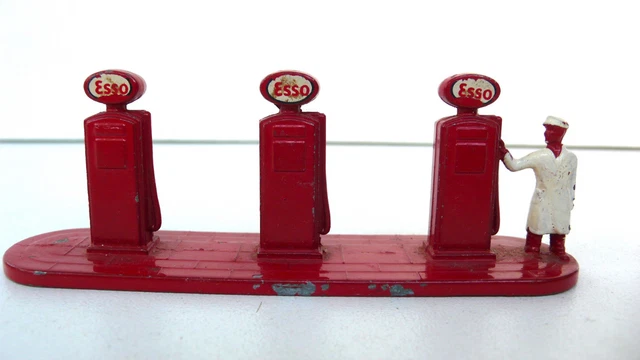 GREENLIGHT COLLECTIBLES 1/18 - Pompe à Essence Wayne 100-A Gas Pump Polly 1948