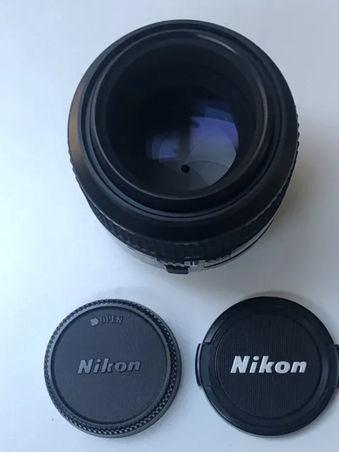Nikon NIKKOR AF-D 105mm f/2.8 AF D Near Mint! Macro Close-Up Micro Lens FX