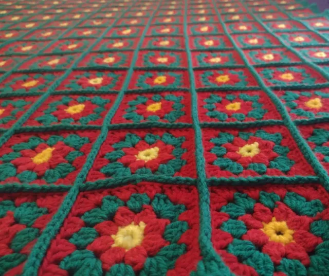 Crochet Christmas Granny Square Blanket Throw Green Red Yellow 70X63"