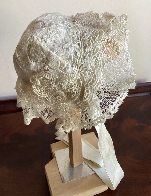 LACOFIA Chapeau de baptême Naissance Bonnets Unisexe en Coton pour bébé garçon Fille avec Broderie Blanc 0-3 Mois