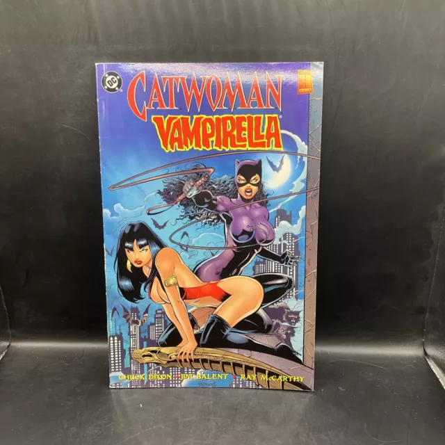 Catwoman  Vampirella Graphic Novel DC Harris Comics 1997 "The Furies" (A9)
