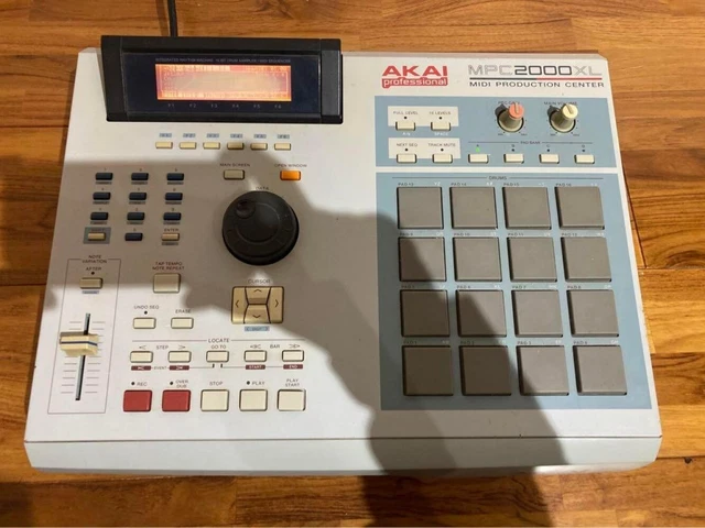 AKAI Sampler MPC 2000XL MIDI Production Sequencer Drum Machine used From Japan