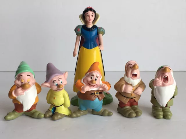 Disney Snow White Dwarfs PVC Figures Cake Topper Toy Sleepy Bashful Sneezy Dopey