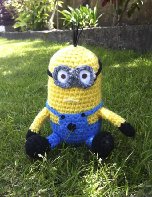 Crochet pattern only- create an Amigurumi Minion like toy from Despicable me