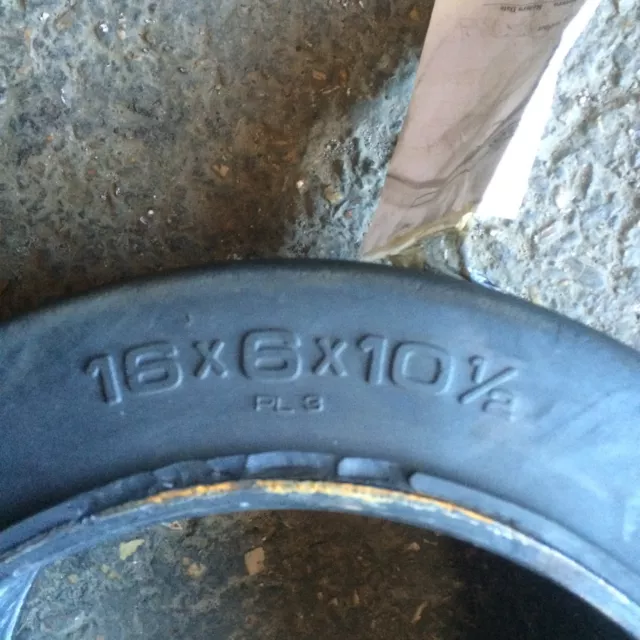 16x6x10.5 Forklift Solid Rubber Smooth Tire 16x6x10 1/2