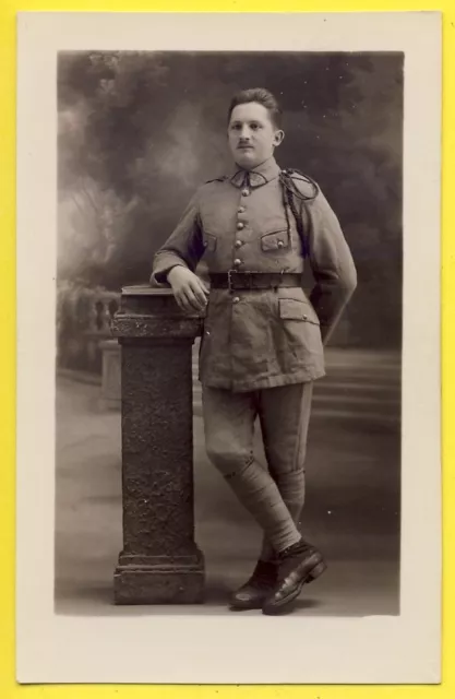cpa CARTE PHOTO MILITAIRE Soldat en Uniforme du 27 ème Régiment PHOTOGRAPHIE
