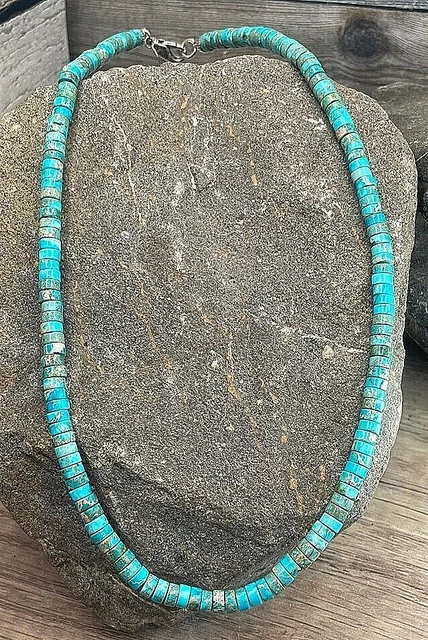 Collier Heishi coquillage blanc surfer - Bijou bohème été