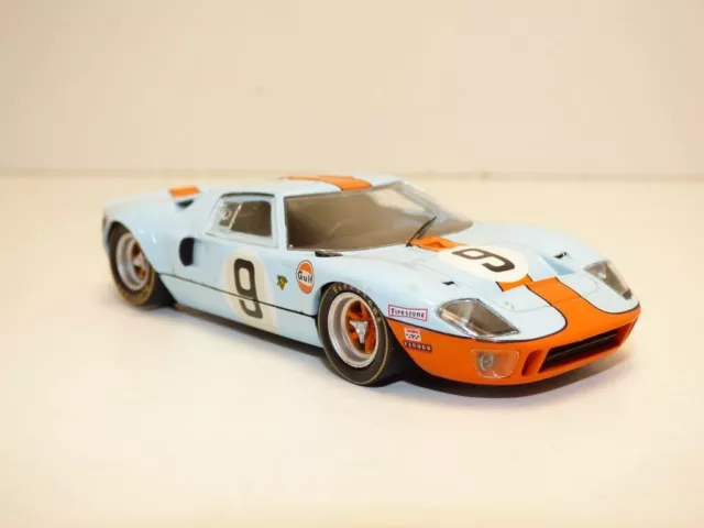 FORD GT40 bleu GULF n°9 1/43 Vainqueur 24H du MANS 1968