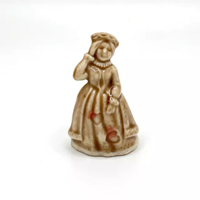 Mini Wade Whimsies Nursery Rhyme Queen of Hearts Glazed Porcelain Figurine