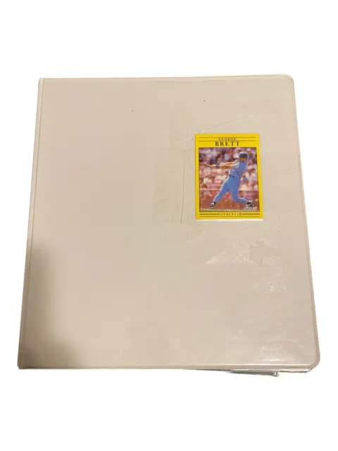 Lot Baseball Cards In Binder book Upper Deck 1991, Topps Rookies total 323