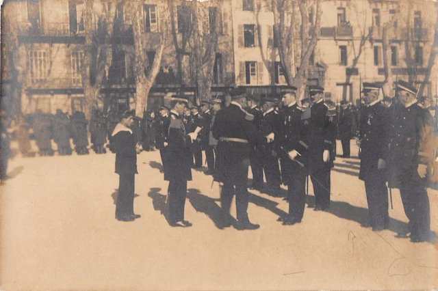 CPA 83 TOULON Carte Photo 1917 Remise De Decoration A Des Officiers De