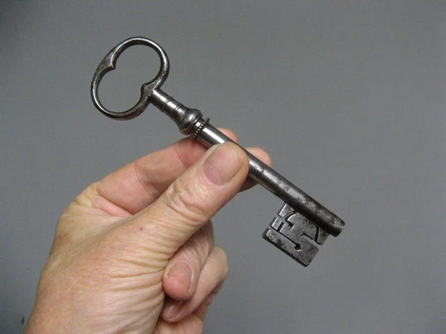 CLÉ ANCIENNE FER Forgé 18 -19 ème Siècle Collection Rare Key Old
