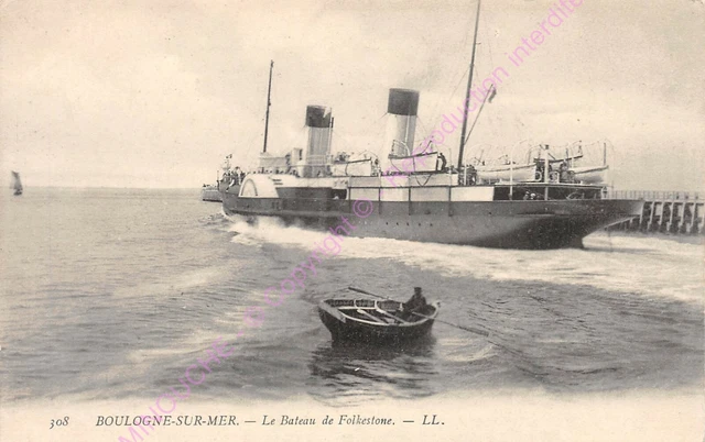 CPA 62200 Boulogne On Mer Boat Folkestone