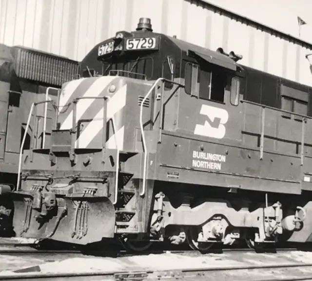 Burlington Northern Railroad BN #5729 U33C Electromotive Train B&W Photograph