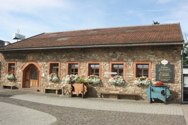 Gutschein: Eifel-Kurzurlaub in Fachwerksuite im Hotel "Historische Wassermühle"