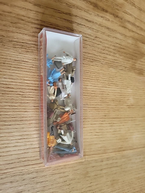 HO 1/87 PREISER lot de personnages travail à la ferme EUR 20,00