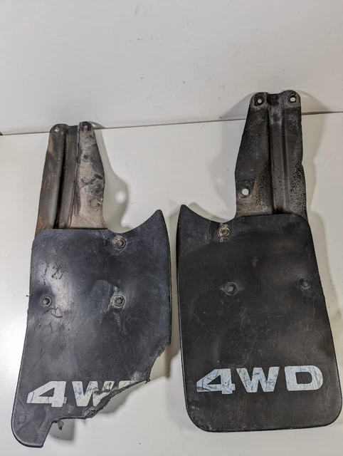 95-04 TOYOTA TACOMA REAR MUD FLAPS SPLASH GUARDS SHIELDS LEFT RIGHT SET 4WD 4x4 95-04 TOYOTA TACOMA REAR MUD FLAPS SPLASH GUARDS SHIELDS LEFT RIGHT SET 4WD 4x4