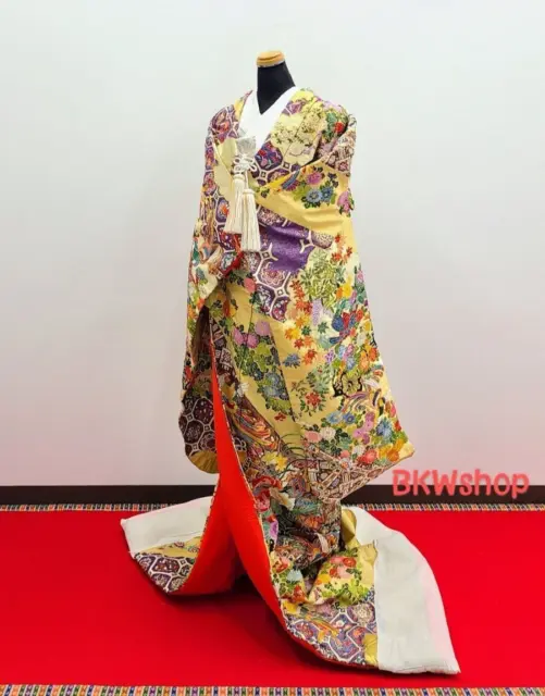 Kimono Iro Uchikake gold pure silk Chinese phoenix USED