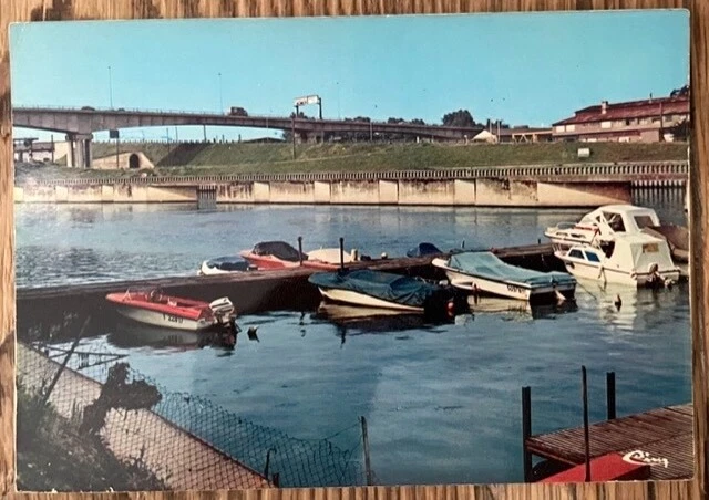 CPA 57 THIONVILLE La Moselle, la Base nautique et Pont d'autoroute - Ed Combler