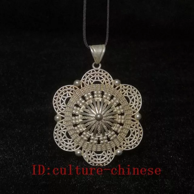 Old Chinese Tibet Silver Handmade beautiful flower Statue necklace Pendant Gift