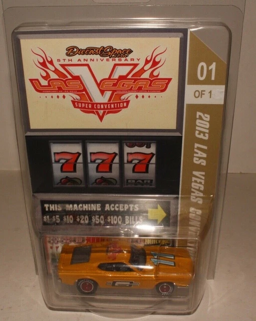 DIECAST SPACE 2013 Las Vegas Convention Mattel 1971 Ford Mustang, Jaune