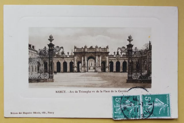 Carte postale ancienne NANCY - Arc de Triomphe vu de la Place de la Carrière