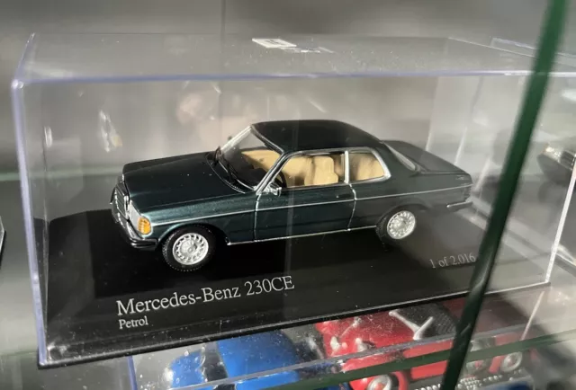 Mercedes 230 CE C123 W123 Coupe petrol - Minichmaps Altserie in OVP Modell 1:43