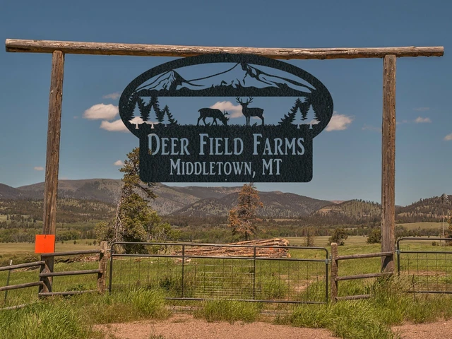 Large Entrance/Gate Farm Sign with Deer and Mountain Silhouette, Personal-S1432