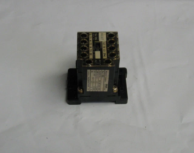 Fuji Electric Magnetic Contactor, SJ-0G, SJ-OG  (AUX 1b), Used, Warranty 3