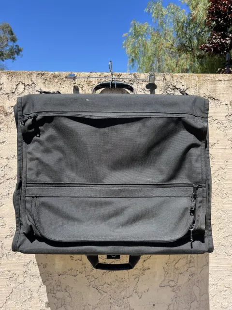 TUMI Alpha Bi-Fold Carry-on Garment Bag 231d3 Black Ballistic Nylon Multi-pocket 2