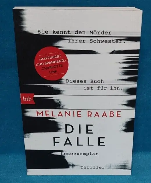 Buch: Die Falle. Von Melanie Raabe.