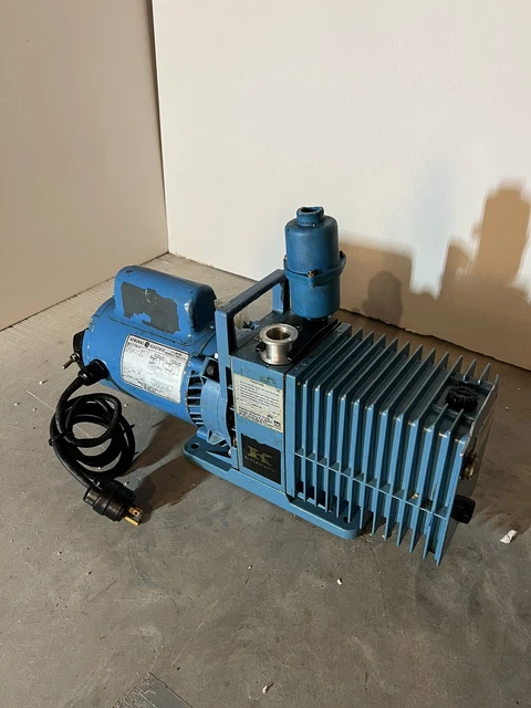 Precision Scientific DD-195 Dual Stage Rotary Vane Vacuum Pump
