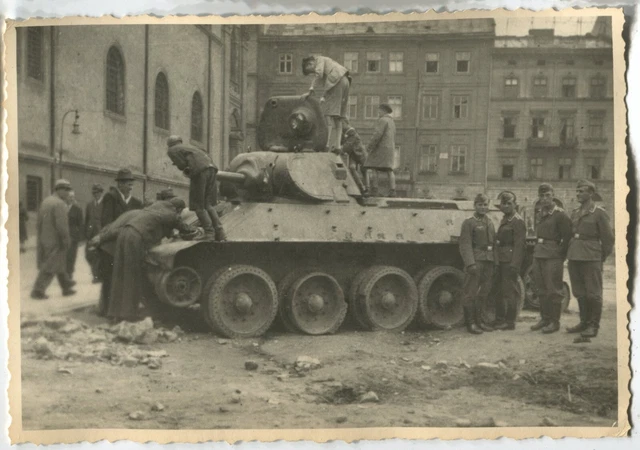 FOTO SECONDA GUERRA mondiale fronte orientale Russia carro armato russo