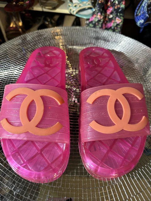 Clear pink chanel slides store