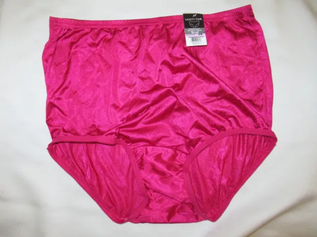 NOS VANITY FAIR Perfectly Yours Ravissant Taylored brief Nylon Panties size 6