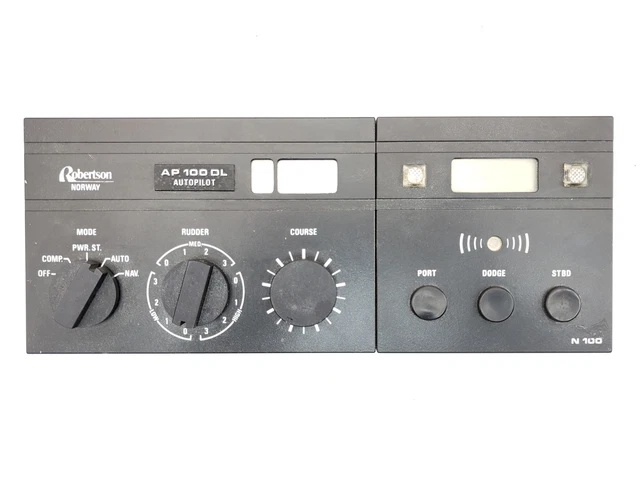 Simrad Robertson AP100DL Marine Yacht Boat Autopilot Control Head Simrad Robertson AP100DL Marine Yacht Boat Autopilot Control Head