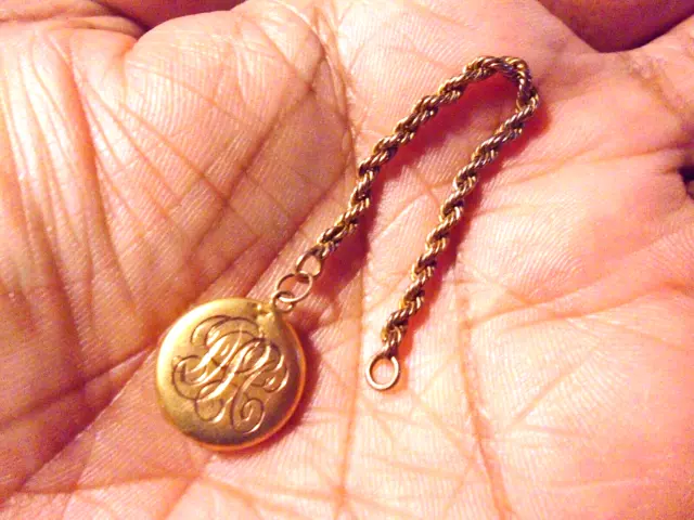 GORGEOUS Antique Victorian 10K Gold Chased ~ CUTE Locket/Charm w/ 10K Gold Chain