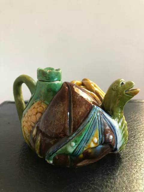 Unusual Antique Chinese Sancai-Glazed  teapot （晚清三彩福禄寿壶）