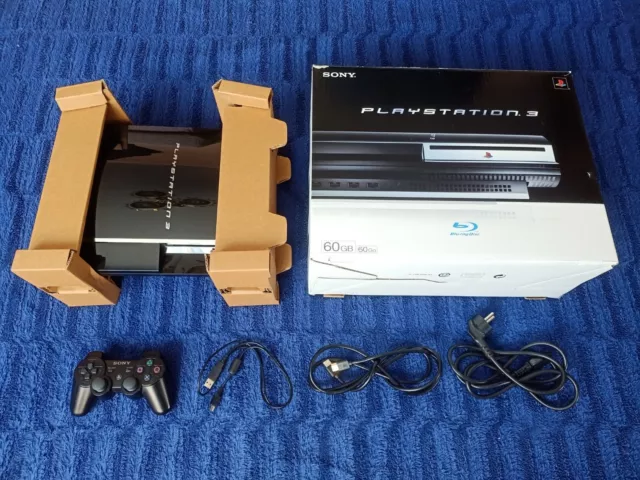 Consola Sony Ps3 Fat 60 Gb Pal Cechc04 Retrocompatible Ps1 Ps2 Launch Version