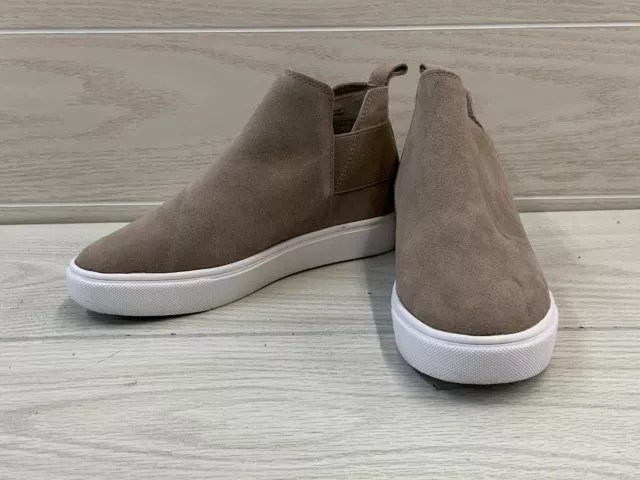 Steve Madden Shane Hidden Wedge Slip On, Women's Size 7 M, Taupe Suede MSRP $90