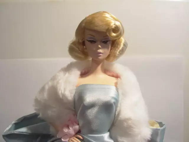 Barbie Silkstone Fashion Model Delphine Mattel 2000 Gold Label Limited Edition