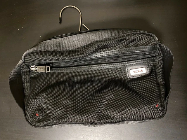 Tumi Toiletry Organizer Travel Kit Clutch Ballistic Nylon Black 