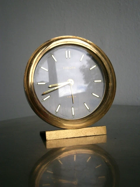 Vis De Gainerie Pour Réveil Europa - Pièce Horlogerie Neuve, Marque Laval, Prix à L'unité