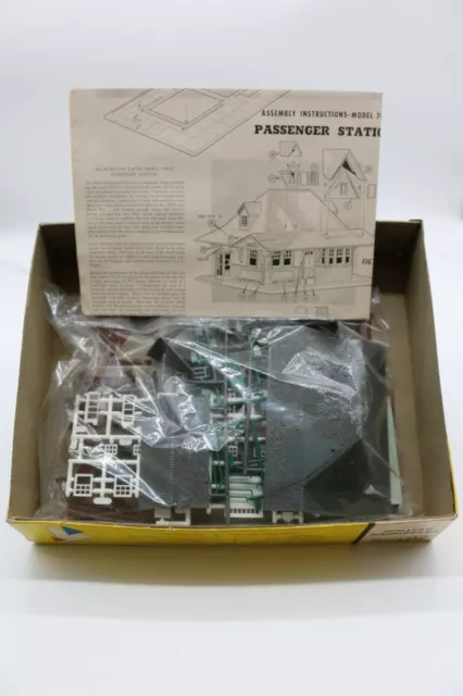 Vintage ATLAS HO Scale Passenger Station Kit 706-198 Train Accessory NEW IN BOX