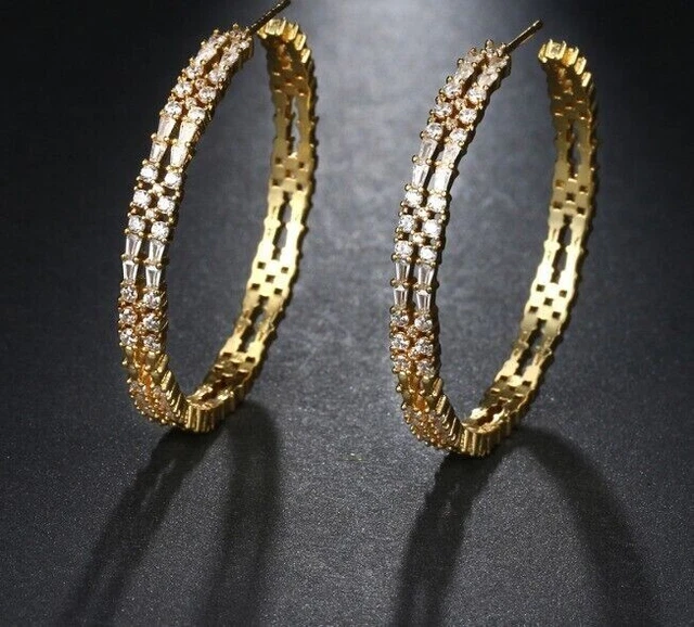 2.30 Ct Round Simulated Diamond Woman Huggie Hoop Earring 14K Yellow Gold Finish