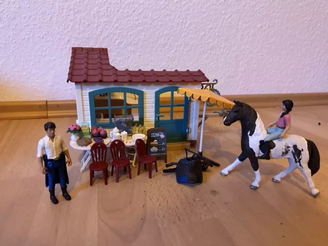 Schleich Café